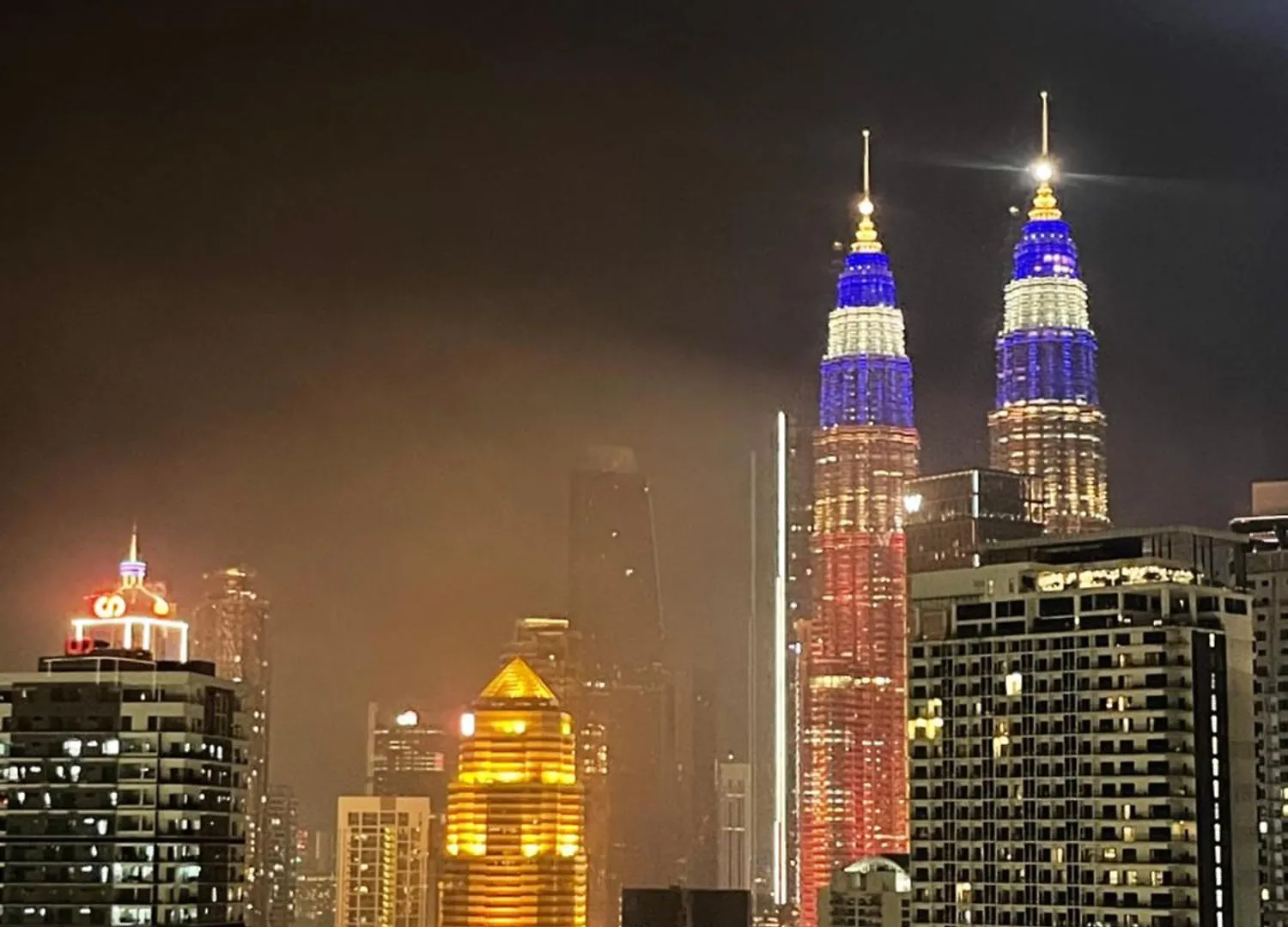 Colony Infinitum By Klcc Apartment Kuala Lumpur Malaysia
